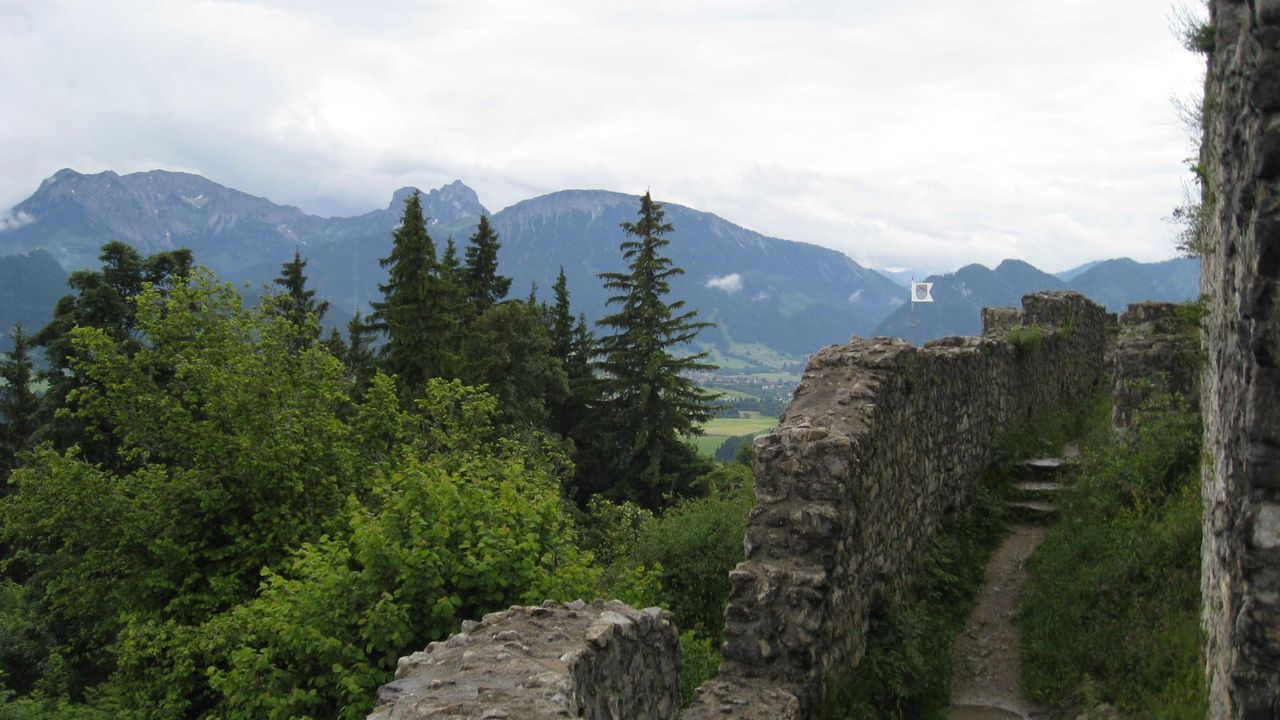Ruinen Frey- und Eisenberg Ruinen Frey- und Eisenberg